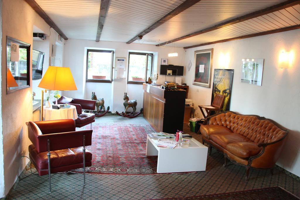Garni Dolcevita Hotel Locarno Exterior photo