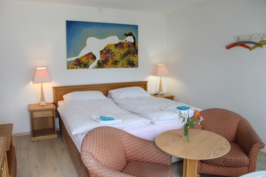 Garni Dolcevita Hotel Locarno Exterior photo